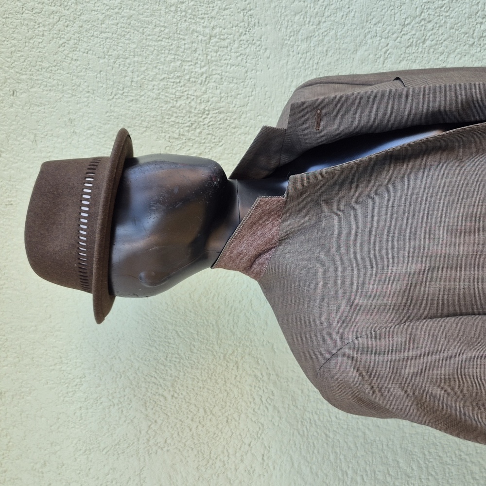 Austin Reed (USA) Men's Vintage Wool Blend (2) Button Luxury Blazer